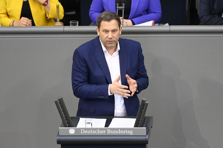 214. Sitzung des Deutschen Bundestages in Berlin