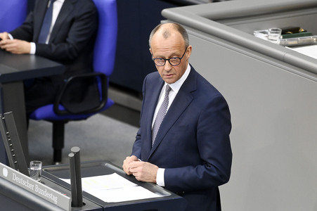 214. Sitzung des Deutschen Bundestages in Berlin