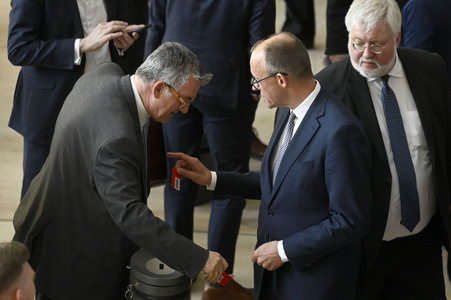 214. Sitzung des Deutschen Bundestages in Berlin