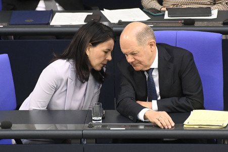 214. Sitzung des Deutschen Bundestages in Berlin