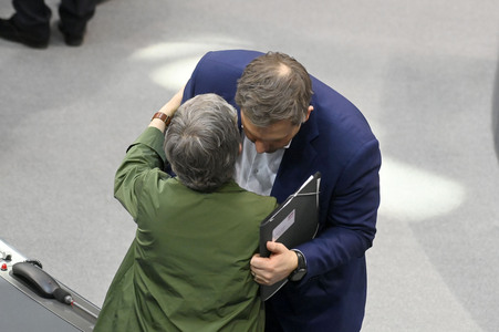 214. Sitzung des Deutschen Bundestages in Berlin