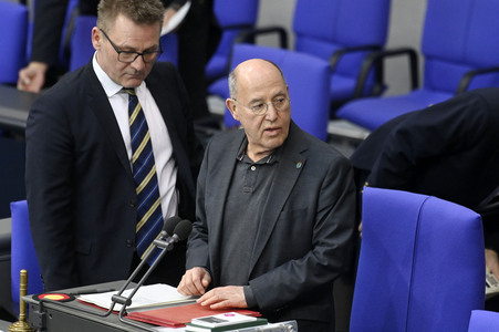 214. Sitzung des Deutschen Bundestages in Berlin