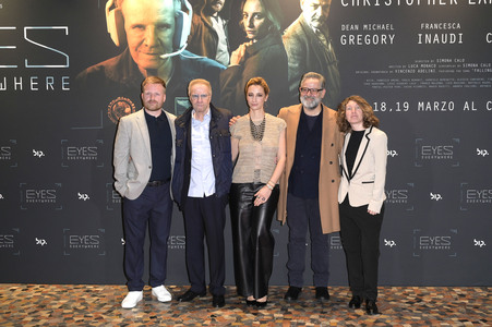 Filmpremiere 'Eyes Everywhere' in Rom