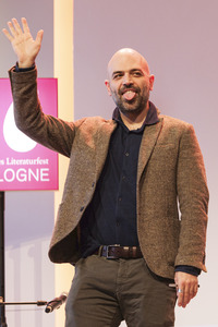 Roberto Saviano und Barbara Auer auf der lit.Cologne 2025 in Köln