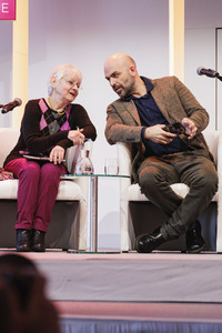 Roberto Saviano und Barbara Auer auf der lit.Cologne 2025 in Köln