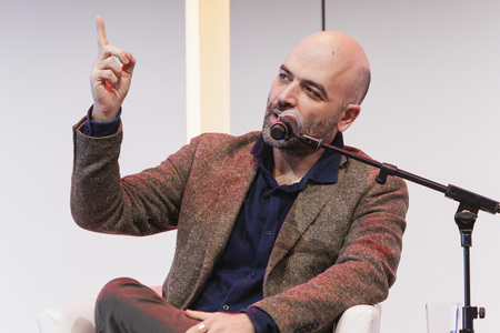 Roberto Saviano und Barbara Auer auf der lit.Cologne 2025 in Köln