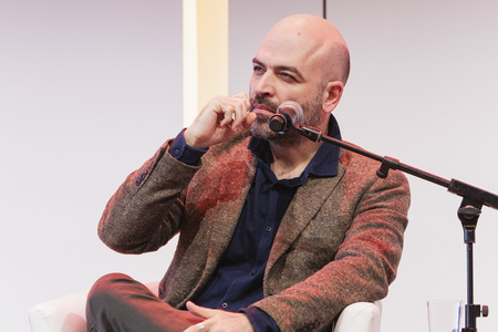 Roberto Saviano und Barbara Auer auf der lit.Cologne 2025 in Köln