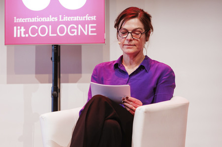 Roberto Saviano und Barbara Auer auf der lit.Cologne 2025 in Köln