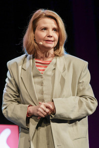 Annette Frier und Maren Kroymann auf der lit.Cologne 2025 in Köln