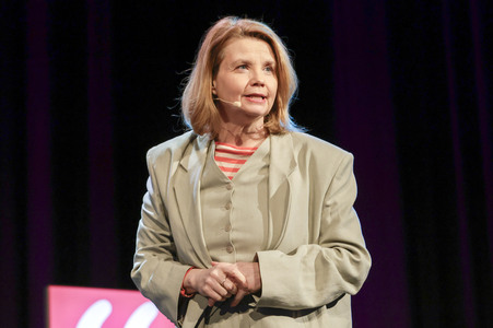 Annette Frier und Maren Kroymann auf der lit.Cologne 2025 in Köln
