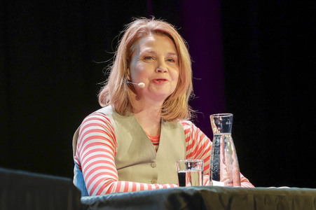 Annette Frier und Maren Kroymann auf der lit.Cologne 2025 in Kö