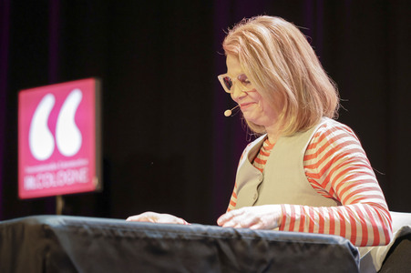 Annette Frier und Maren Kroymann auf der lit.Cologne 2025 in Kö