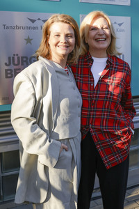 Ehrung zu 20 Jahre lit.Cologne-Lesungen am Tanzbrunnen in Köln