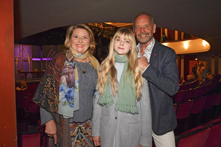 Theaterpremiere 'Kardinalfehler' in München