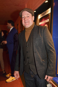 Theaterpremiere 'Kardinalfehler' in München