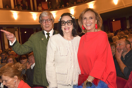 Theaterpremiere 'Kardinalfehler' in München