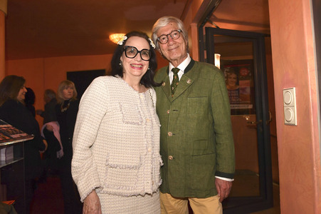 Theaterpremiere 'Kardinalfehler' in München