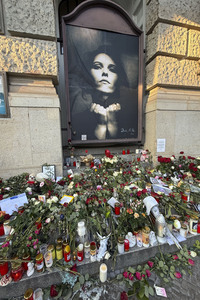 Gedenken an AnNa R. am Theater des Westens in Berlin