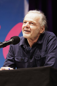 Wolf Haas auf der lit.Cologne 2025 in Köln