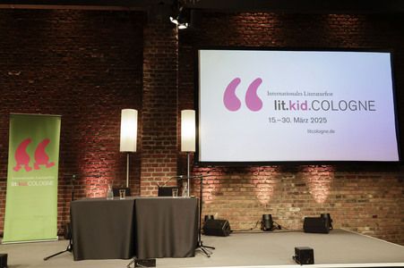 Anna Thalbach und Nellie Thalbach auf der lit.kid.Cologne 2025 in Köln