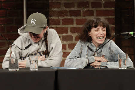 Anna Thalbach und Nellie Thalbach auf der lit.kid.Cologne 2025 in Köln