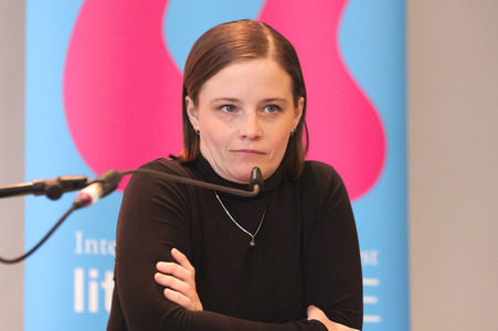 Luise Wolfram und Jasna Fritzi Bauer auf der lit.Cologne 2025 in Köln