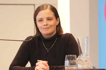 Luise Wolfram und Jasna Fritzi Bauer auf der lit.Cologne 2025 in Köln