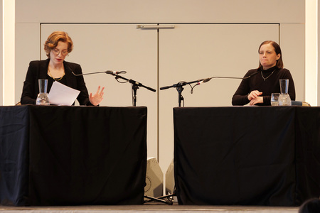 Luise Wolfram und Jasna Fritzi Bauer auf der lit.Cologne 2025 in Köln