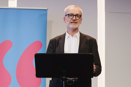 Devid Striesow und Paul Ingendaay  auf der lit.Cologne 2025 in Köln