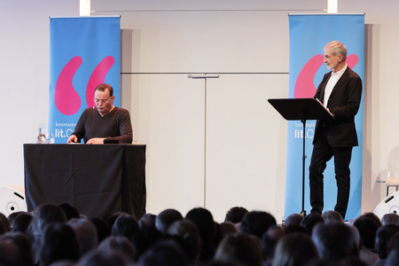 Devid Striesow und Paul Ingendaay  auf der lit.Cologne 2025 in Köln