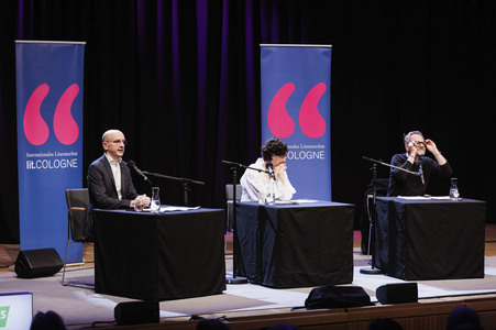 Samuel Finzi, Nina Kunzendorf und Jakob Hein auf der lit.Cologne 2025 in Köln