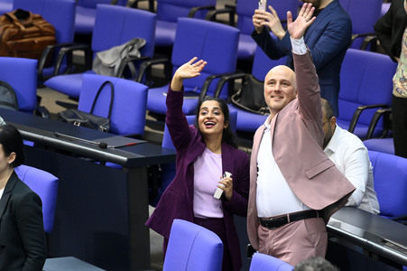 Konstituierende Sitzung des 21. Deutschen Bundestages in Berlin