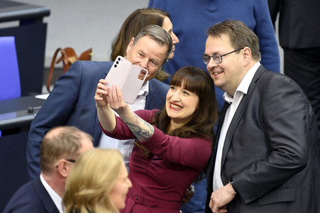 Konstituierende Sitzung des 21. Deutschen Bundestages in Berlin