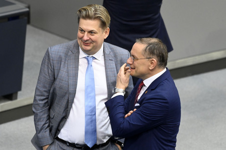 Konstituierende Sitzung des 21. Deutschen Bundestages in Berlin