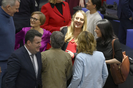 Konstituierende Sitzung des 21. Deutschen Bundestages in Berlin