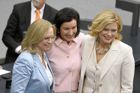 Konstituierende Sitzung des 21. Deutschen Bundestages in Berlin