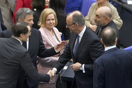 Konstituierende Sitzung des 21. Deutschen Bundestages in Berlin