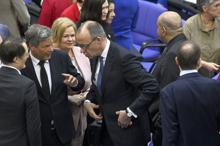 Konstituierende Sitzung des 21. Deutschen Bundestages in Berlin