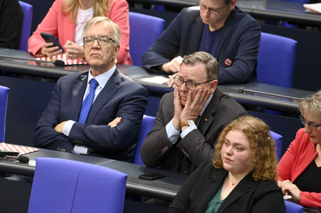 Konstituierende Sitzung des 21. Deutschen Bundestages in Berlin