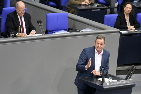 Konstituierende Sitzung des 21. Deutschen Bundestages in Berlin