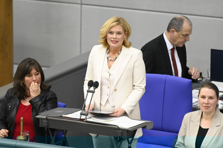 Konstituierende Sitzung des 21. Deutschen Bundestages in Berlin