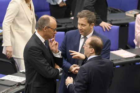 Konstituierende Sitzung des 21. Deutschen Bundestages in Berlin