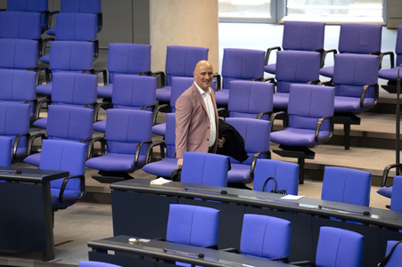 Konstituierende Sitzung des 21. Deutschen Bundestages in Berlin