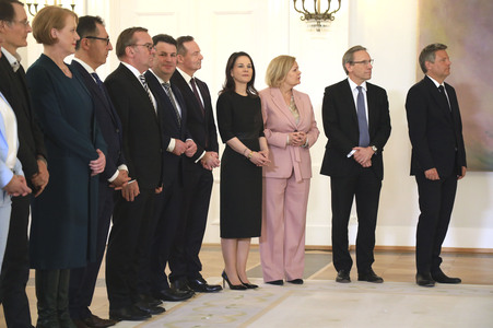 Entlassung der Bundesregierung durch den Bundespräsidenten in Berlin