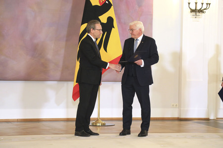 Entlassung der Bundesregierung durch den Bundespräsidenten in Berlin