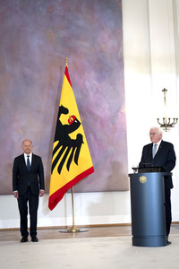 Entlassung der Bundesregierung durch den Bundespräsidenten in Berlin