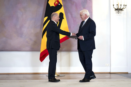 Entlassung der Bundesregierung durch den Bundespräsidenten in Berlin