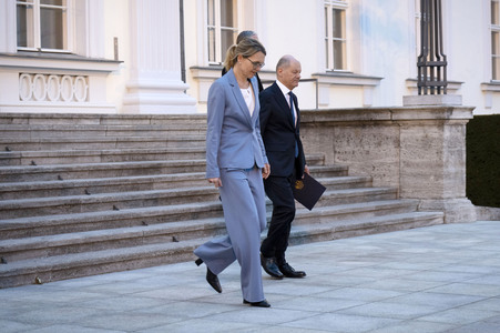 Entlassung der Bundesregierung durch den Bundespräsidenten in Berlin