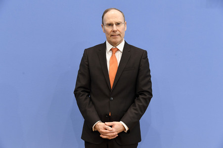 Bundespressekonferenz Entwurf eines Gesetzes zur Schlichtung von Tarifkonflikten in Berlin