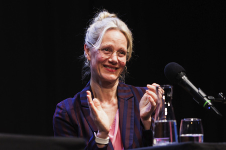 Anne Enright und Anna Schudt auf der lit.Cologne 2025 in Köln